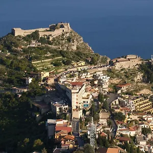 https://jms-stunning-view-apartment.taorminaitalyhotels.com